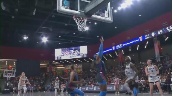 COLLEGE PARK, GA – JUNE 03: Chicago players huddle following the conclusion  of the WNBA game between the Chicago Sky and the Atlanta Dream on June 3rd,  2022 at Gateway Center Arena