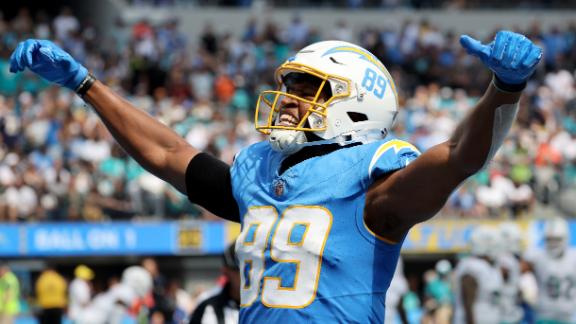 Los Angeles Chargers tight end Donald Parham Jr. delivers strong