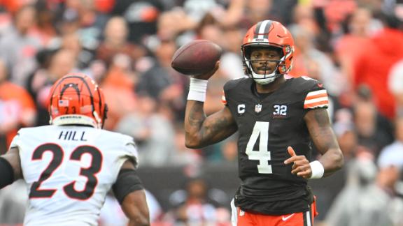 Deshaun Watson runs for TD, Browns bottle up Joe Burrow in 24-3