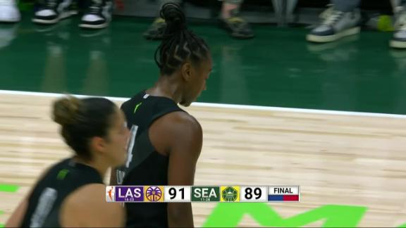 Los Angeles Sparks Lose Important Game After Missing Three Shots in Final  Ten Seconds