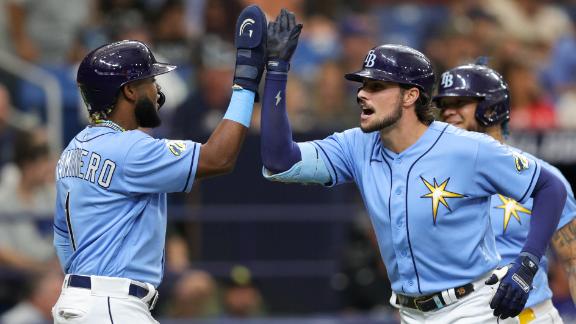 Harold Ramírez smashed his first Rays HR 