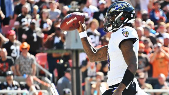 Ravens roll by Browns, as Jackson scores 4 TDs vs. Cleveland's top-ranked  defense in 28-3 victory