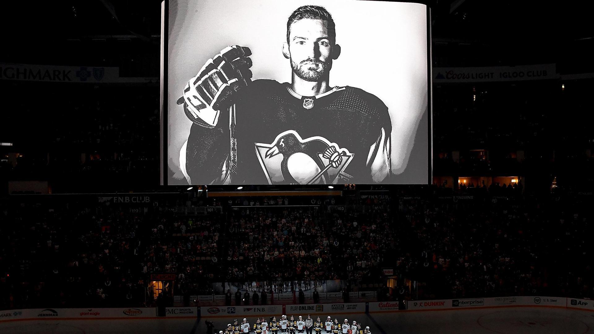 Pittsburgh Penguins honor former teammate Adam Johnson in pre-game ceremony