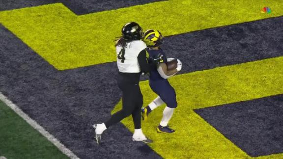 Blake Corum has third TD of night for Michigan