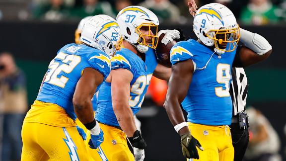 How the Chargers' Derwin James Is Forever Redefining the Safety Position, News, Scores, Highlights, Stats, and Rumors