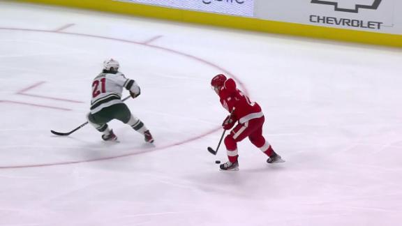 Red Wings close The Joe with 4-1 win over Devils