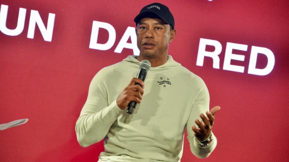 Tiger Woods & TaylorMade Possibly Teaming Up on 'Sunday Red' Line - Sports  Illustrated FanNation Kicks News, Analysis and More