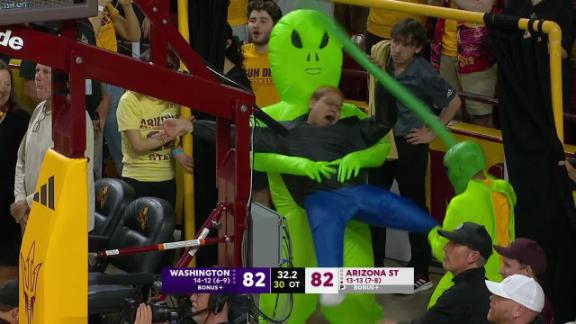 Arizona State Fans Get Creative On Ft