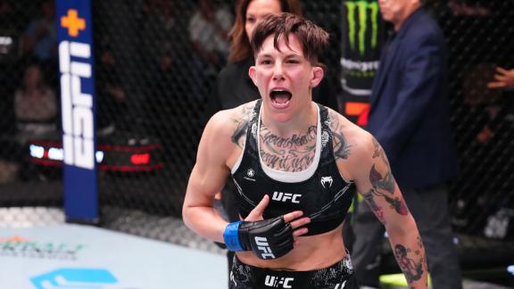 Macy Chiasson grabs first-round submission victory over Pannie Kianzad