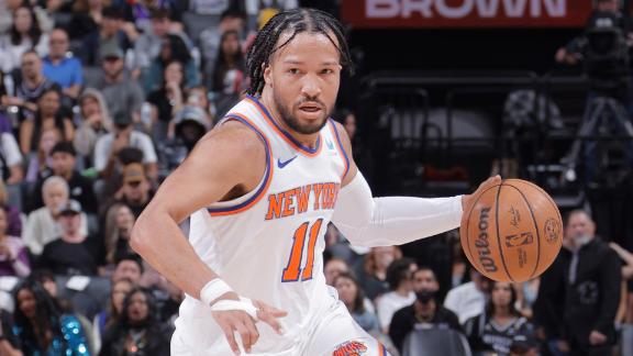 Brunson becomes fourth Knicks player with consecutive 40-point games, leads  New York past Kings - ABC30 Fresno