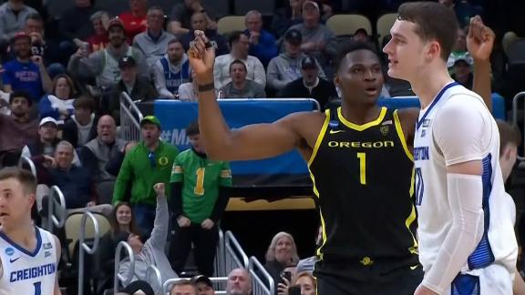 N'Faly Dante shimmies after alley-oop for Oregon