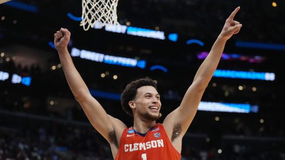 Clemson sinks a pair of and-1 buckets to move on to the Elite Eight