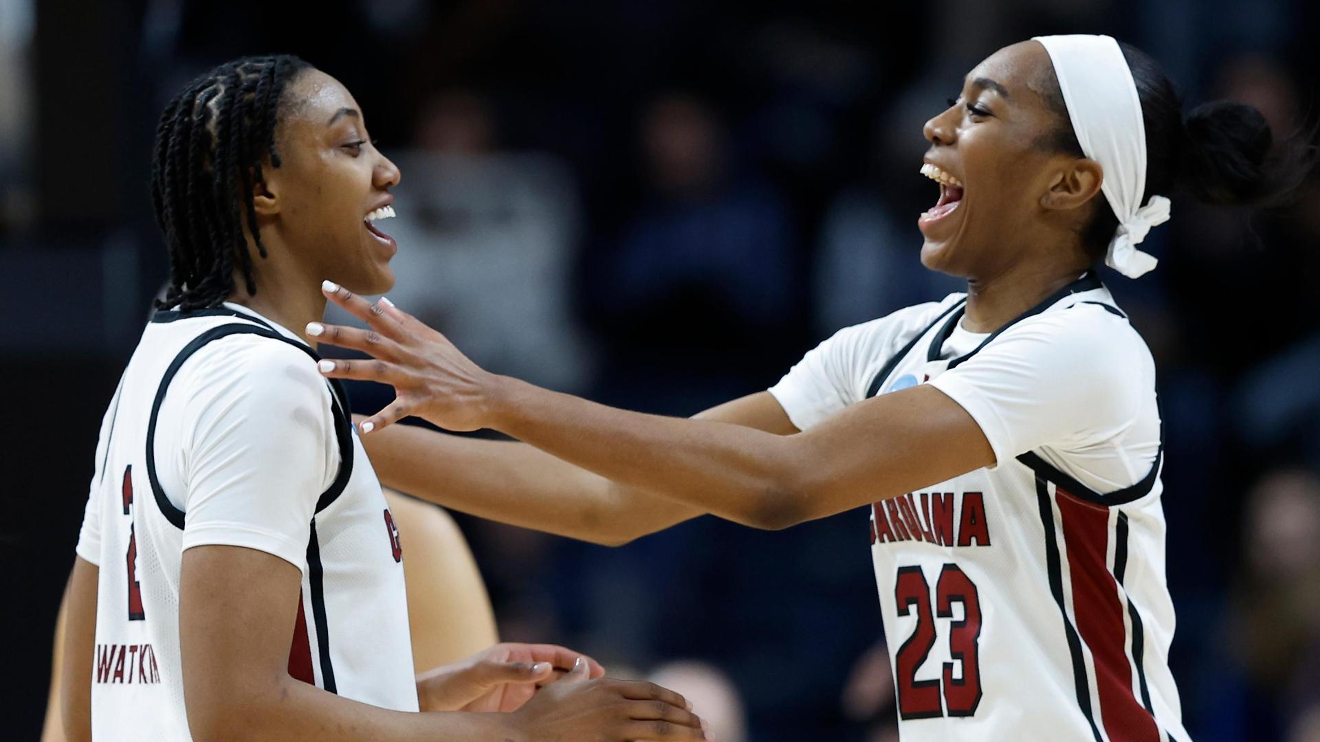 South Carolina remains undefeated, advances to Final Four