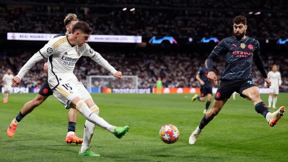 Real Madrid and Man City trade stunners in thrilling 3-3 draw