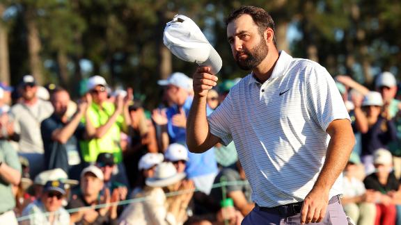 Scottie Scheffler takes solo lead at Masters with birdie on 18