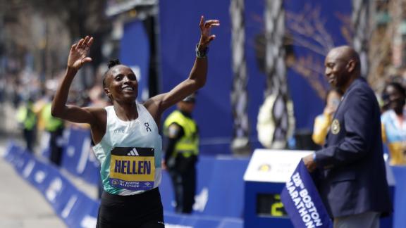 Hellen Obiri wins back-to-back Boston Marathon women's titles