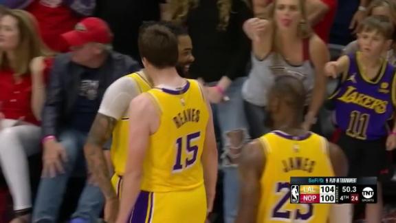 Russell sentencia el juego para los Lakers