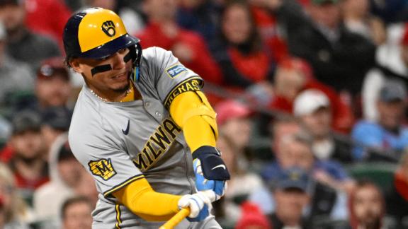 William Contreras drives in 2 runs for Brewers in a 2-1 win over Cardinals in 10 innings