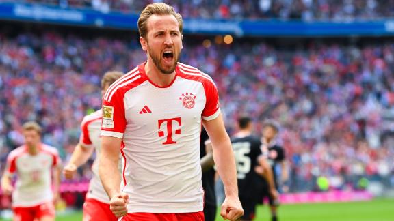 Harry Kane's brace guides Bayern past Frankfurt