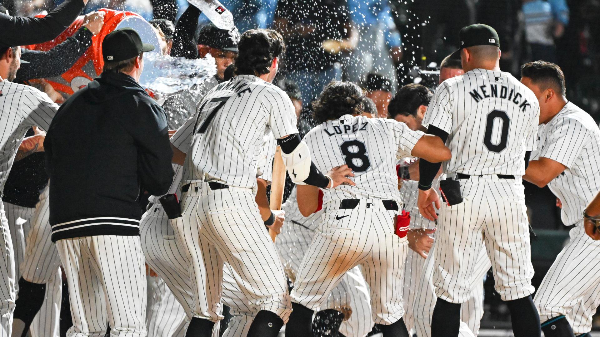 'Southside stand up!' Andrew Benintendi walks it off for the White Sox