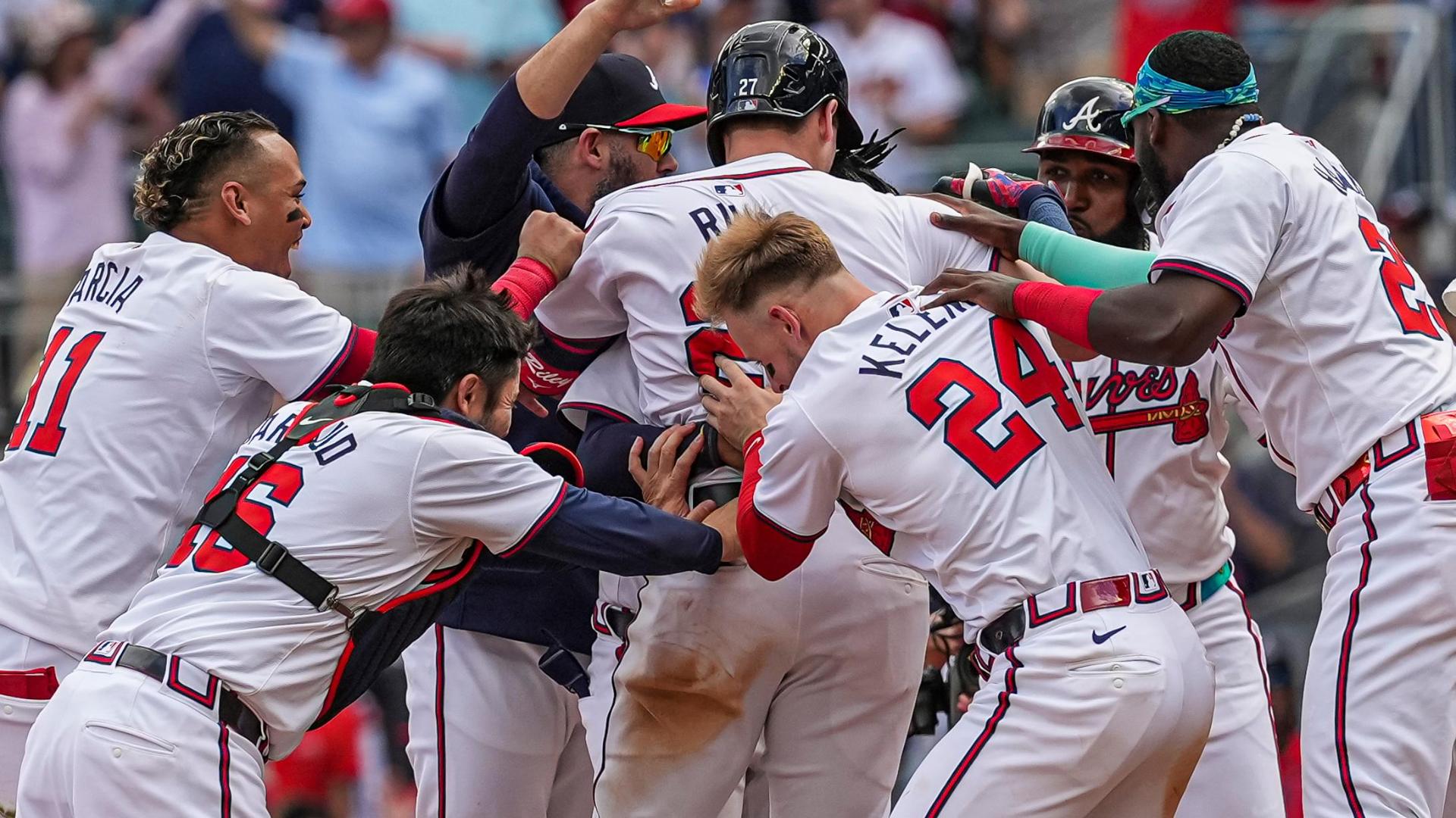 Riley's RBI single in 10th lifts Braves to 4-3 win over Guardians and Atlanta takes 2 of 3 in series