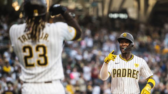 Jurickson Profar's solo HR puts the Padres on the board