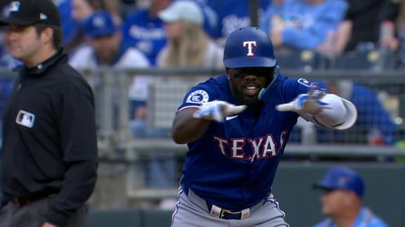 Nathaniel Lowe and Adolis Garcia hit back-to-back RBI singles for Rangers