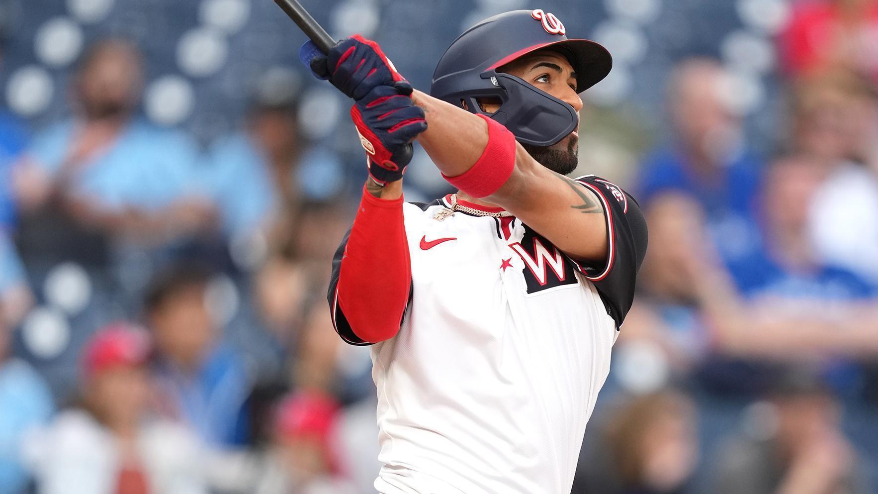 Eddie Rosario gives Nationals lead for good with 2-run HR