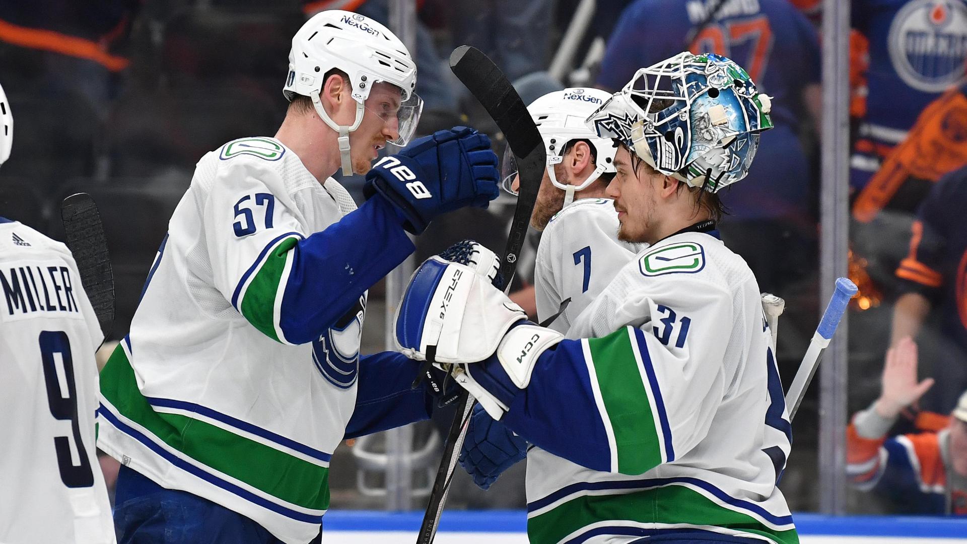 Boeser  Lindholm score 2 each as Canucks beat Oilers 4-3 to take 2-1 lead in West playoff series