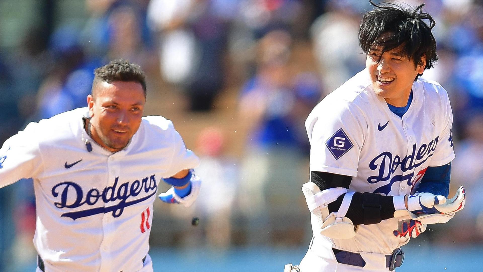Shohei Ohtani delivers a walk-off single in the 10th inning of the Dodgers  3-2 win over Cincinnati