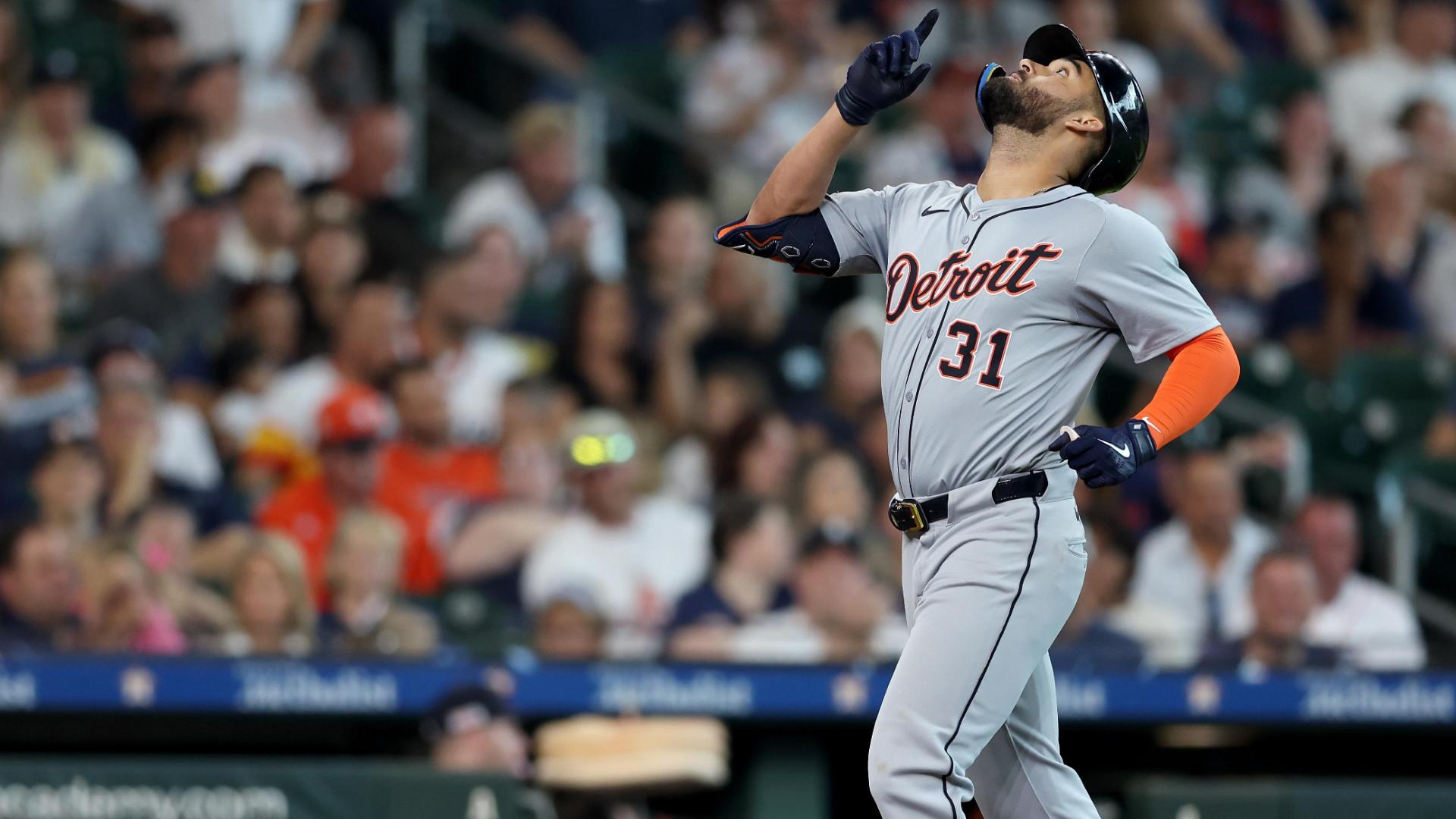 Silver Slugger Award 2022: Houston Astros Stars Yordan Alvarez And Jose ...