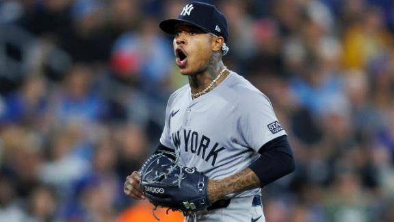 Marcus Stroman loses his cool after Yankees fail to turn double play