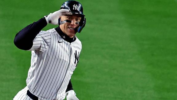 All Rise! Yankee Stadium erupts after Judge's 1st HR of postseason