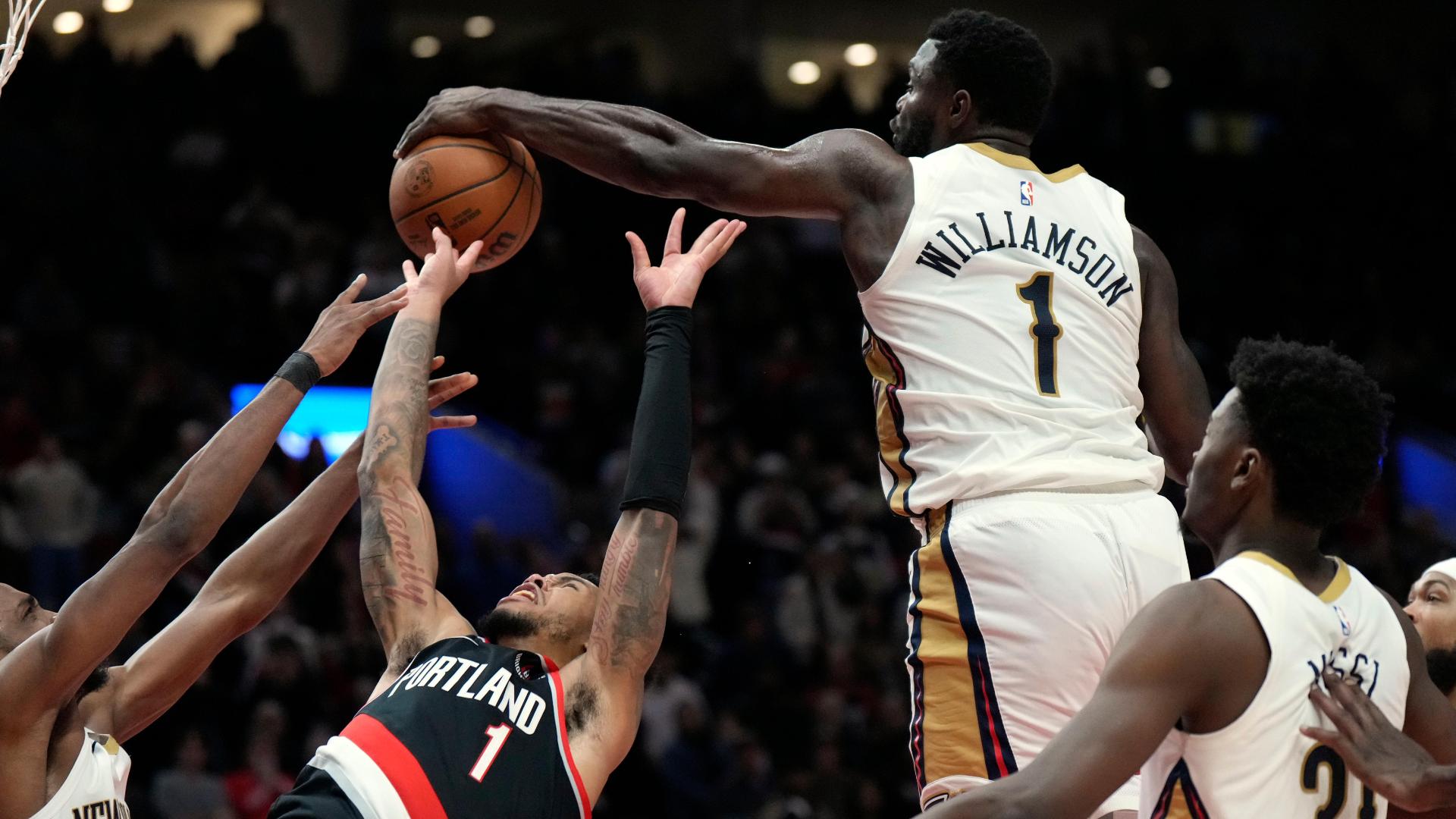 Zion Williamson send Anfernee Simons packing as time expires to seal a Pelicans' win.