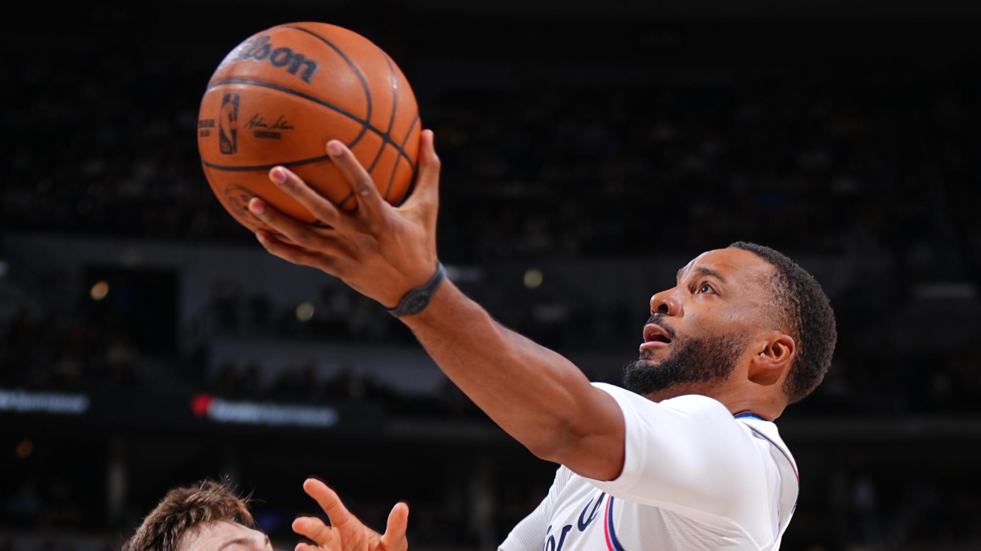 Norman Powell comes alive in the fourth quarter with an eye-catching 22 points, steering the Clippers to a 109-104 win over the Nuggets.
