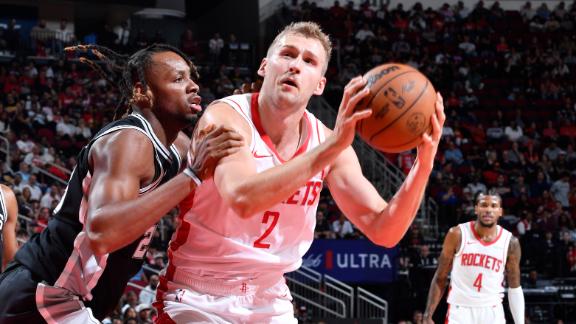 Jock Landale puts in some good minutes for the Houston Rockets with 11 points and six rebounds as they blowout the San Antonio Spurs.