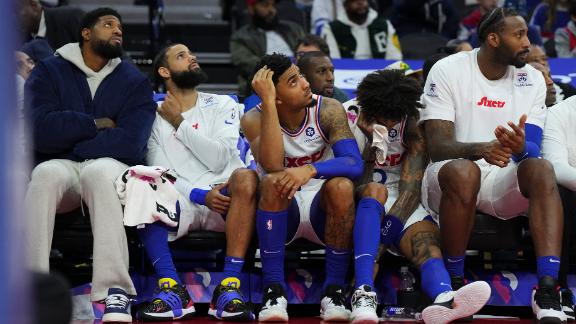 Wells Fargo Center fills with a chorus of boos as the 76ers fall behind by 31 to the Clippers late in the third quarter.