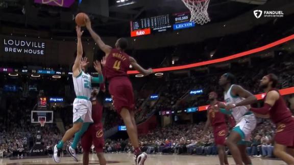 Evan Mobley denies Charlotte Hornets with stuff.