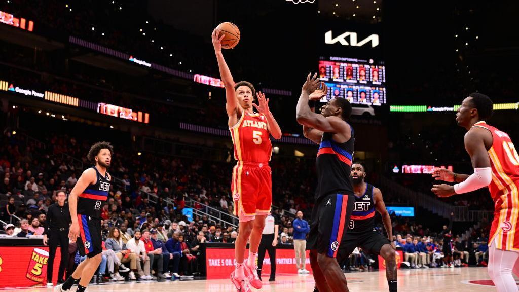 Dyson Daniels leads the Atlanta Hawks with 20 points and 10 rebounds, whilst gathering two steals on defence in their loss to the Detroit Pistons.