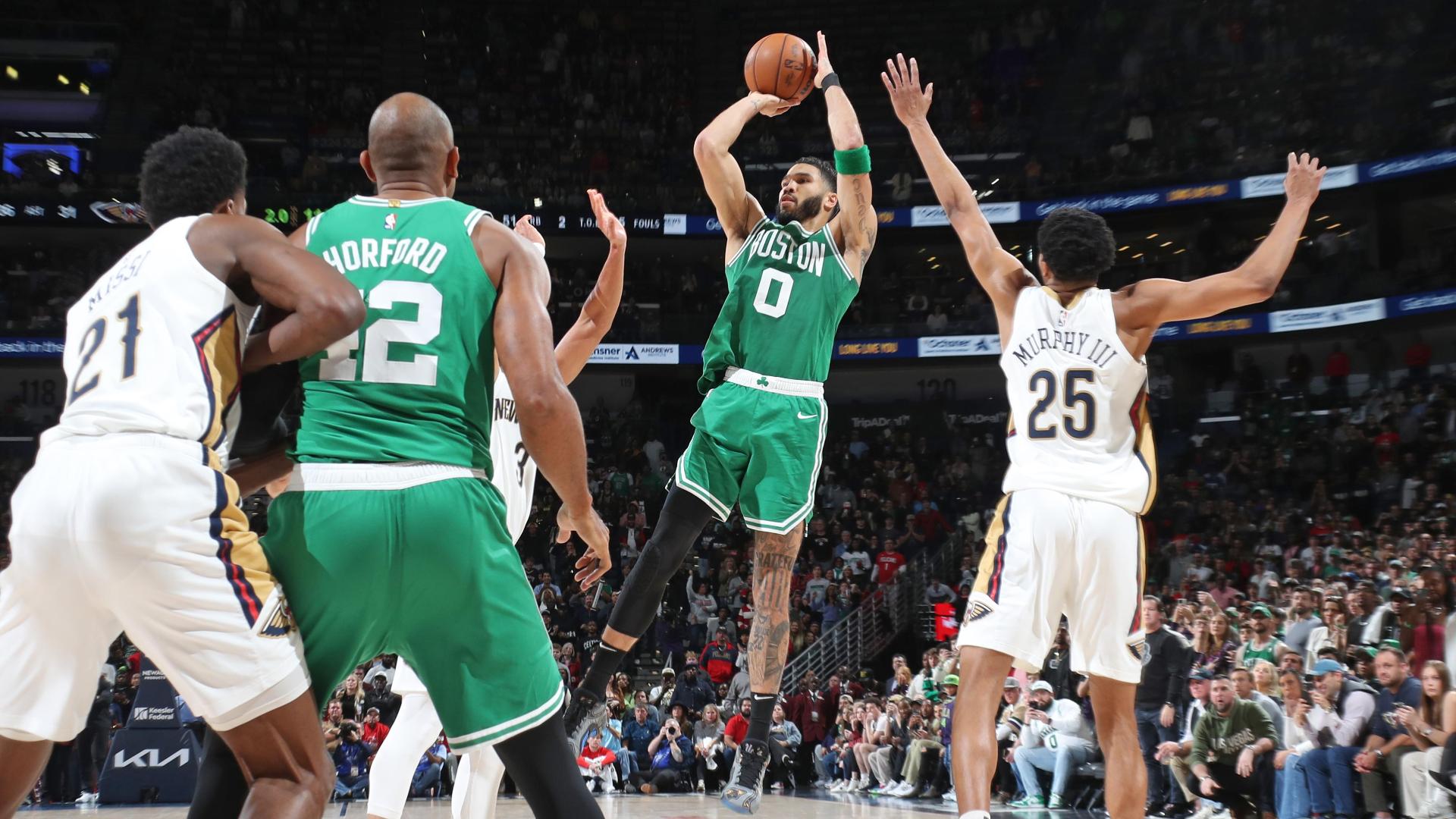 Jayson Tatum knocks down an elbow jumper with 0.2 seconds remaining to seal a Celtics win.