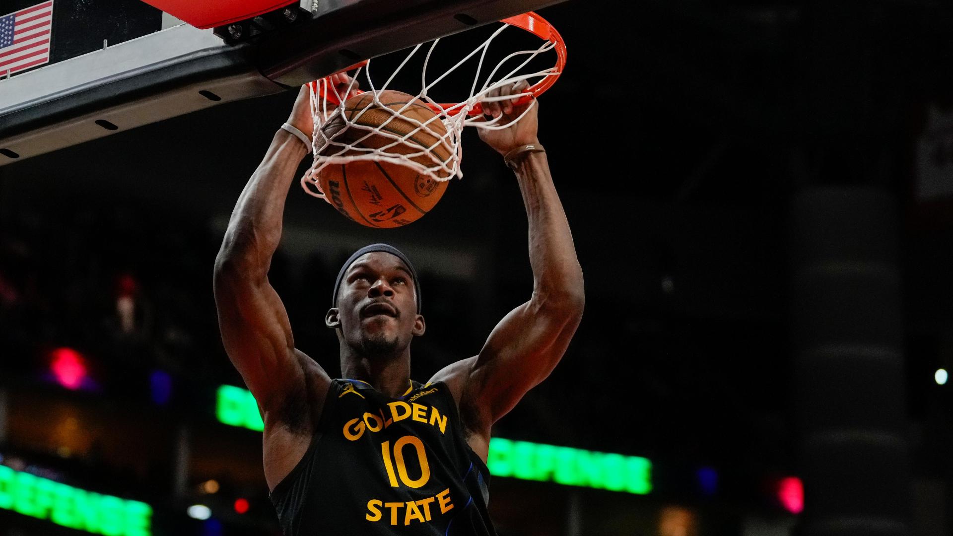 Jimmy Butler finishes with 19 points and eight rebounds in the Warriors' 105-98 victory over the Rockets.