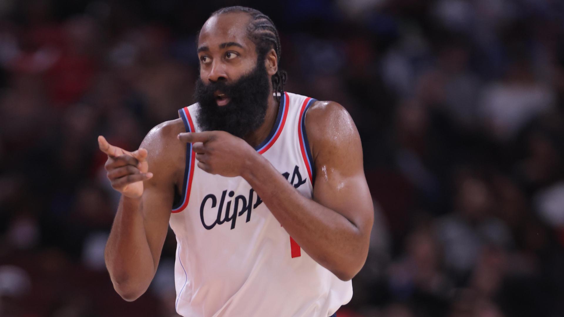 James Harden turns a nice dribble move into a nasty 3-pointer over two Bulls defenders.