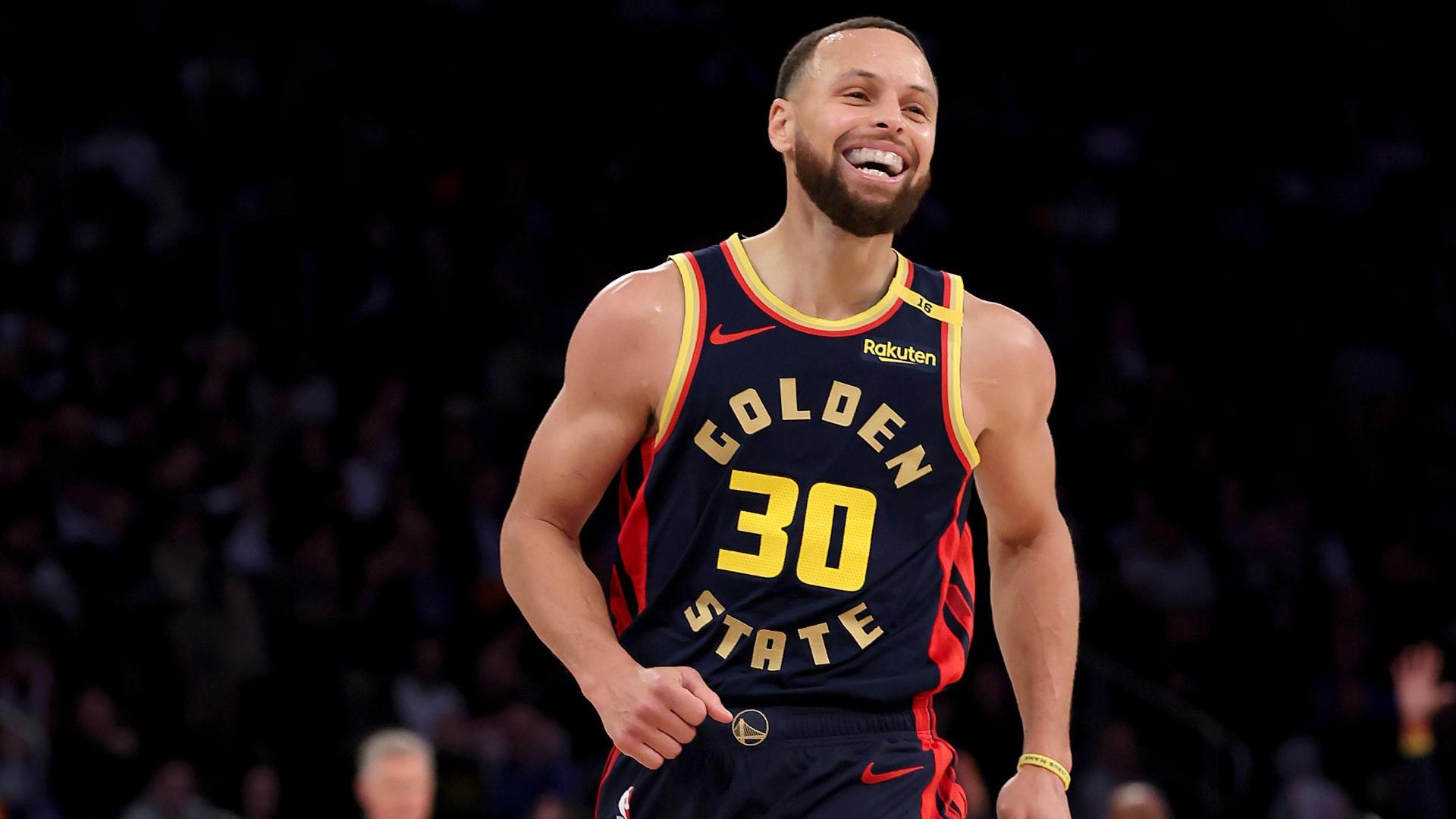 Stephen Curry scores 28, improves to 12-1 at Madison Square