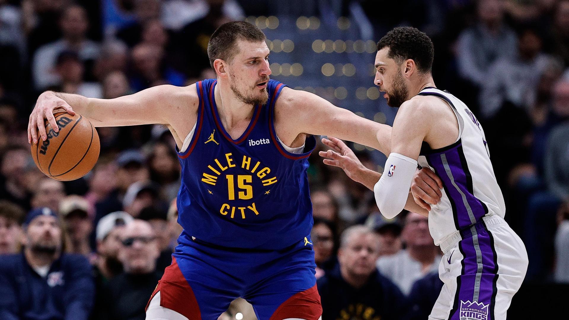 Nikola Jokic score 22 points in the Nuggets 116-110 win over the Kings.