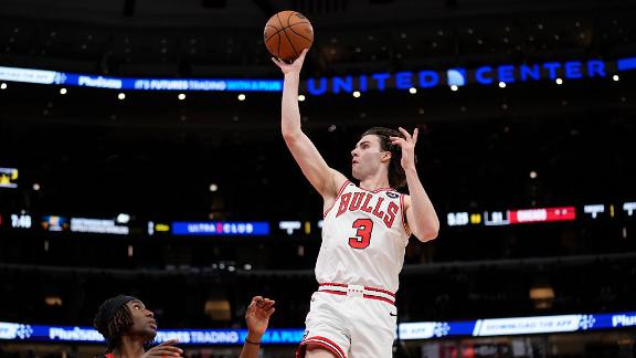 Bulls guard Josh Giddey helps Chicago secure a 137-118 over Toronto win with 17 points and 12 assists.