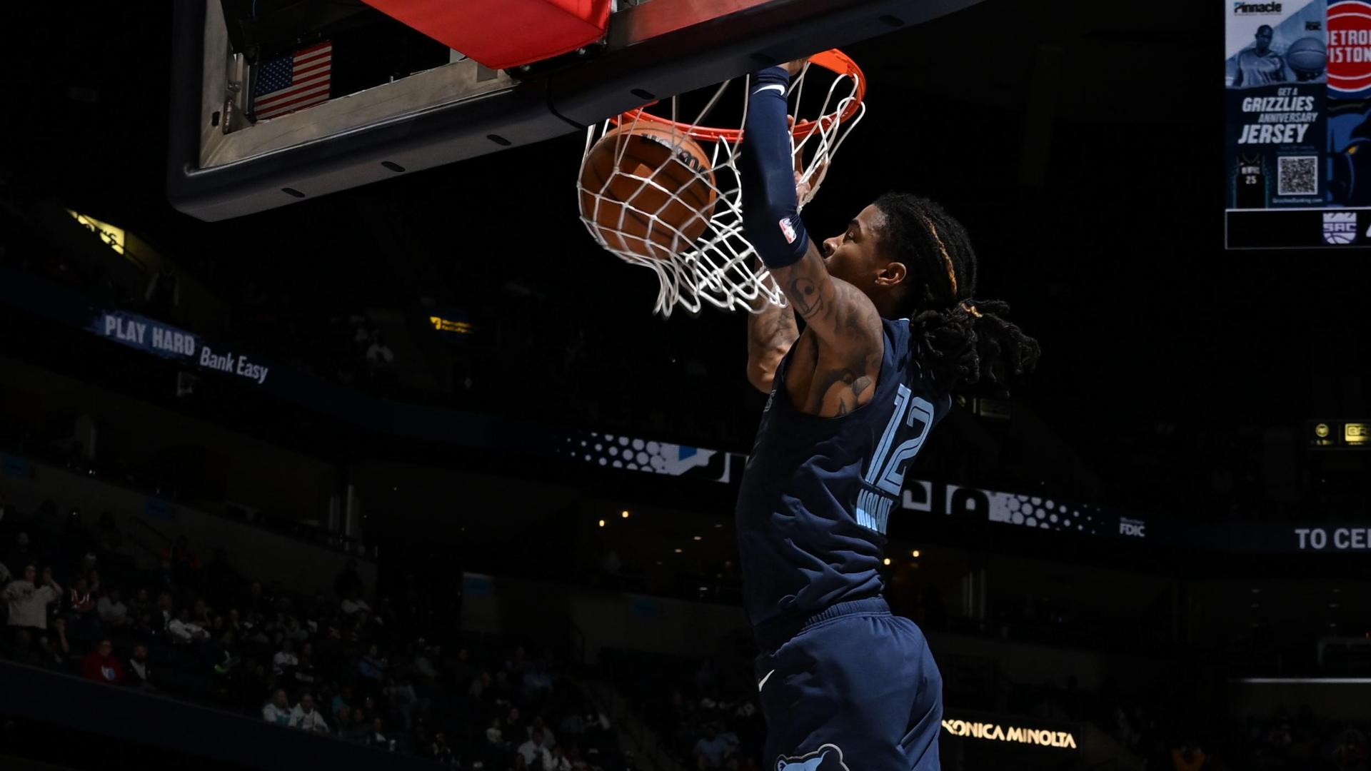 Ja Morant takes flight for alley-oop slam