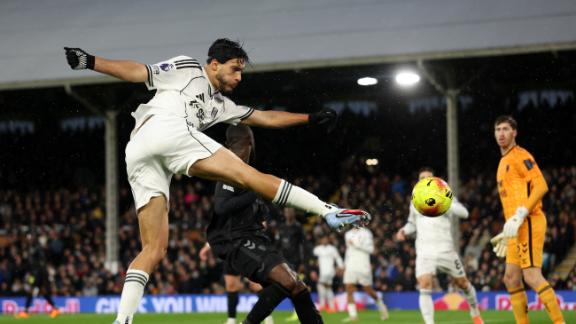 Raúl Jiménez volvió a la senda del gol con el Fulham