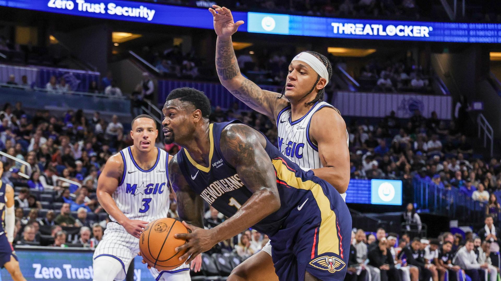 Zion Williamson hangs on to the ball and finishes with an and-1 bucket for the Pelicans.