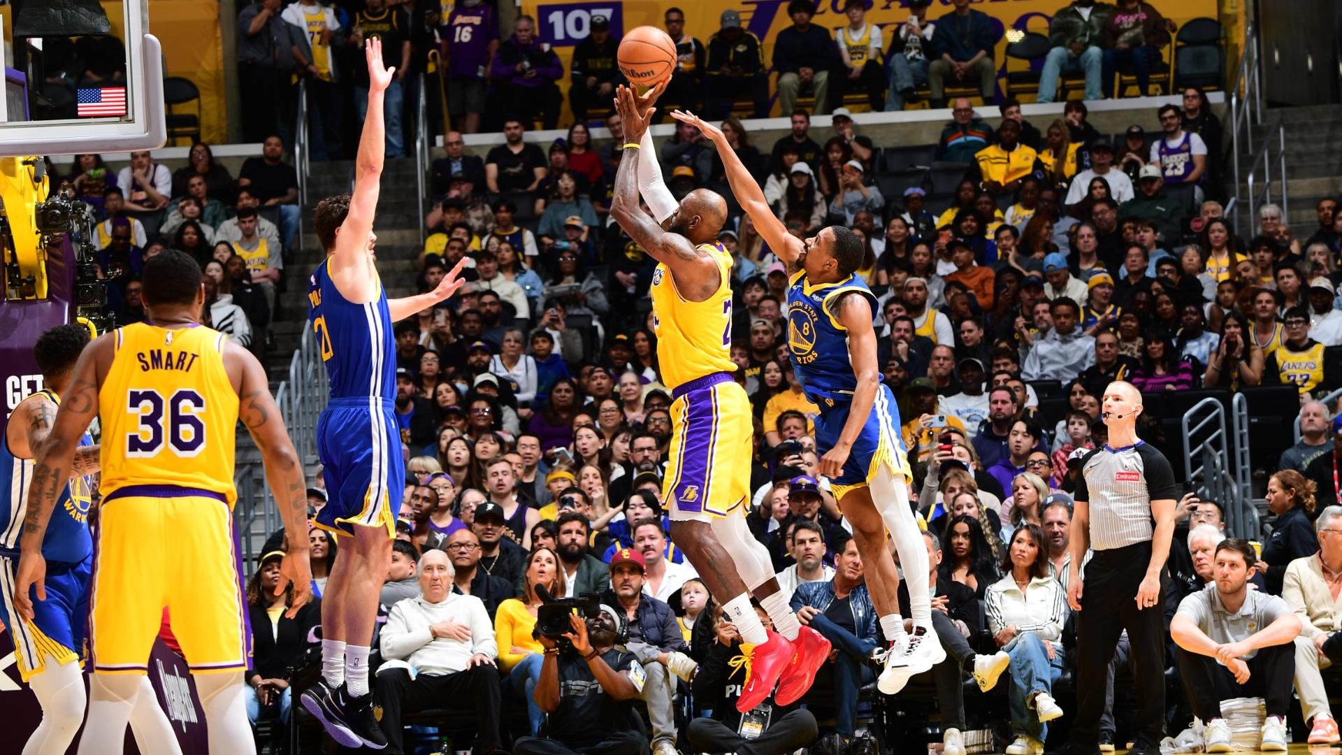 LeBron James sinks a turnaround jumper and draws the and-1 to extend the Lakers' lead.
