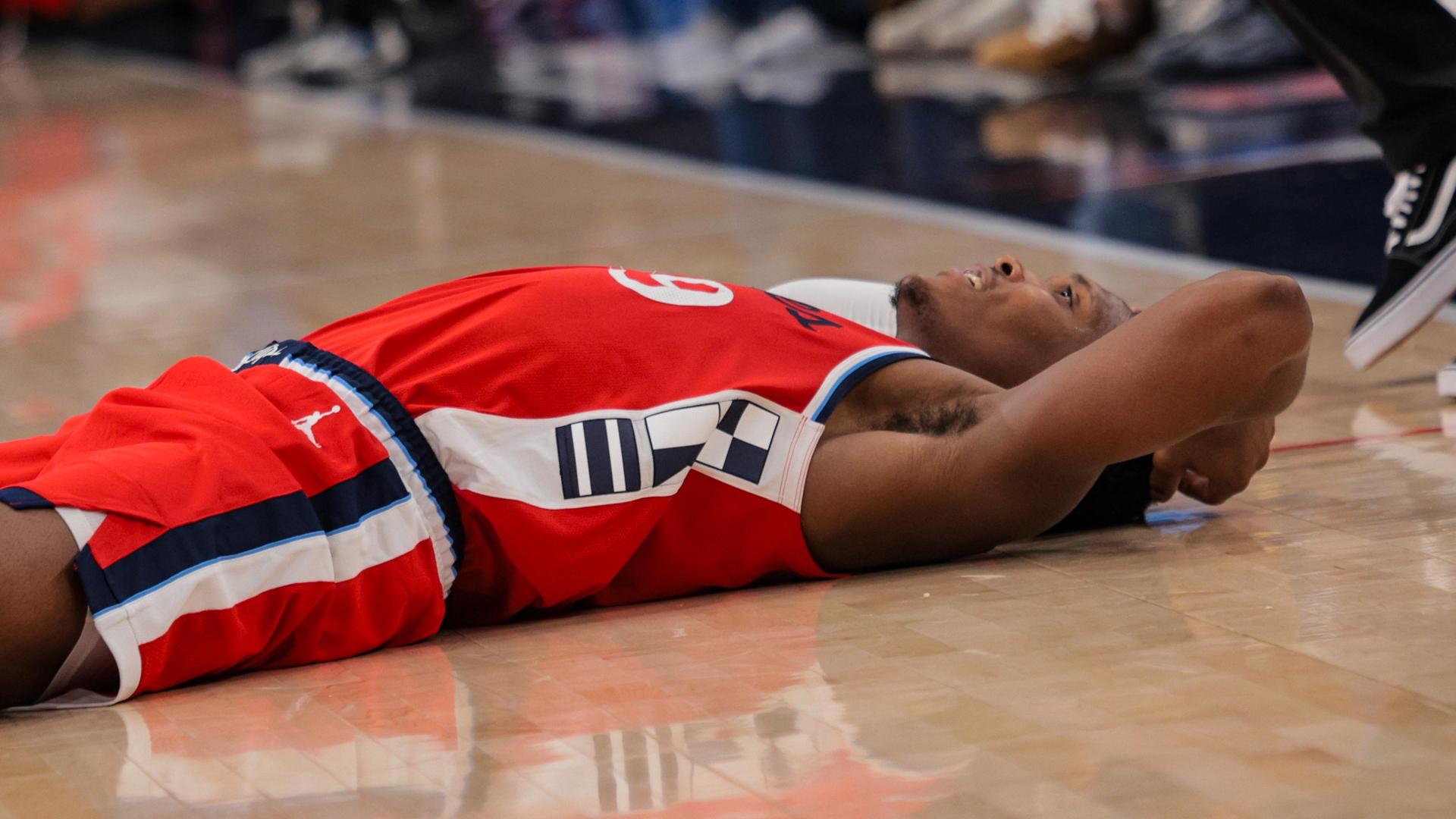 Bennedict Mathurin misses a potential game-winner for the Clippers as the clock expires in Orlando's favor.